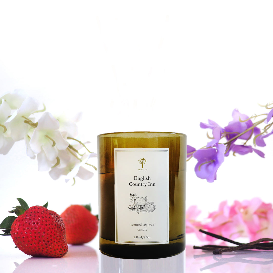 English Country Inn Scented Candle - 250g